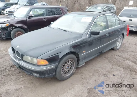 2000 BMW 528Ia z USA, uszkodzony, nr VIN WBADM6342YGU07048